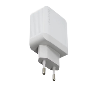 СЗУ Breaking WC06, USB-C + USB-A, PD 20W, QC 3.0 (Белый)